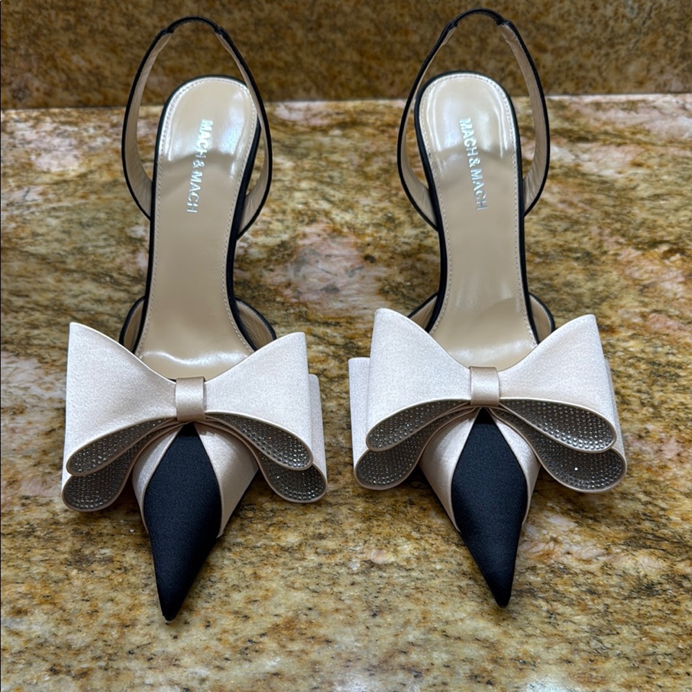 MACH & MACH Cream and Black Heels with Decorative Bow